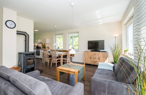 Vitzdorf Casa | Casa de vacaciones familiar, wifi gratis, sauna, chimenea, 8 personas