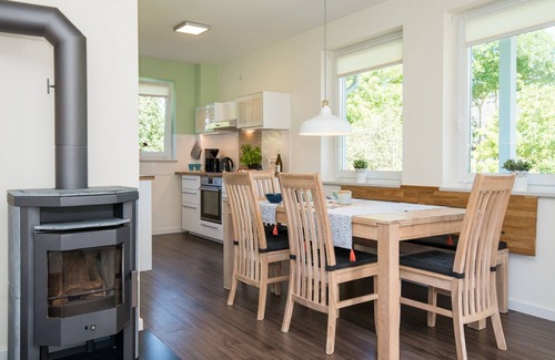 Vitzdorf Casa | Casa de vacaciones familiar, wifi gratis, sauna, chimenea, 8 personas