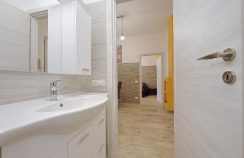 Quartiere XI Portuense Apartamento | Michele Lux Lodge 6 people Spotless and Connected to Airport and Vatican