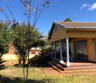 Greater Johannesburg Metropolitan Area Casa | Michelle Cottage