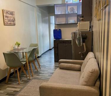 Antipolo Apartamento | Michelle Heilig Apartments