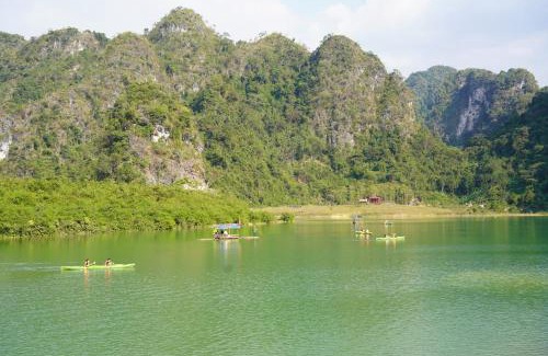 Huu Lung Otro | Michi Camp Hữu Liên