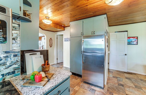 Grass Lake Casa | Michigan Lakefront Retreat w/ Kayaks & 2 Decks