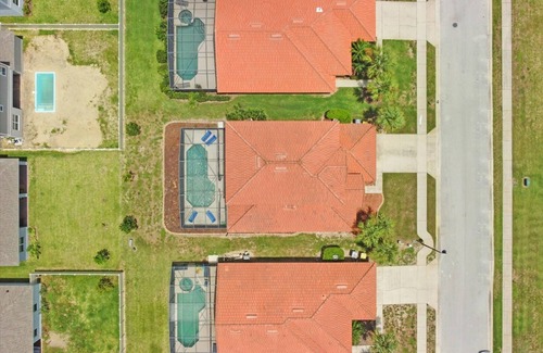Loughman Villa | Mickey Mouse Magic Resort w Privite Pool close to Disney