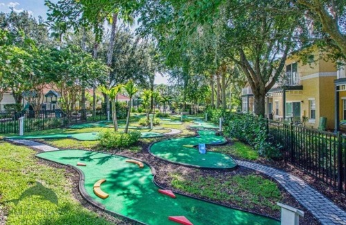West Kissimmee Villa | Mickey's Island Escape - 6 Bedroom w/Pool Slide 6 Villa