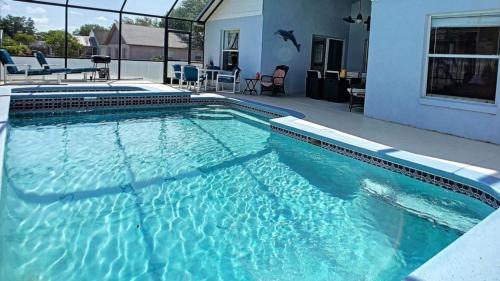 West Kissimmee Casa | Mickeys Movie House, 2 Masters, Pool And Spa