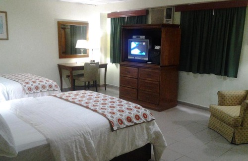 Altos de Arroyo Hondo Hotel | Micro Hotel Condo Suites