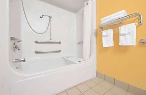 Amarillo Hotel | Microtel Inn & Suites by Wyndham Amarillo