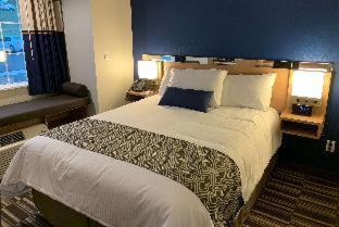 Woodland Park Hotel | Microtel Inn & Suites by Wyndham Woodland Park