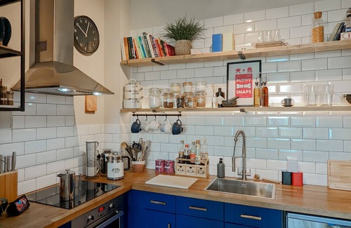 Quedgeley Apartamento | Mid-Century Apartment, Near The Quays & Docks