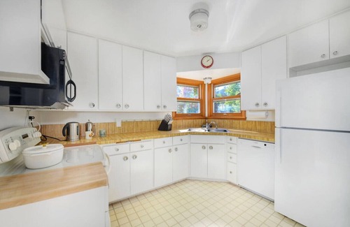 Newlands Casa | Mid-Century Charm in the Heart of Boulder