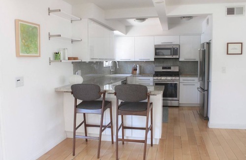Tahquitz River Estates Casa | Desert Oasis Mid Century Home - ¡Amplios apartamentos de 2 habitaciones, 2 baños a minutos del centro de la ciudad!