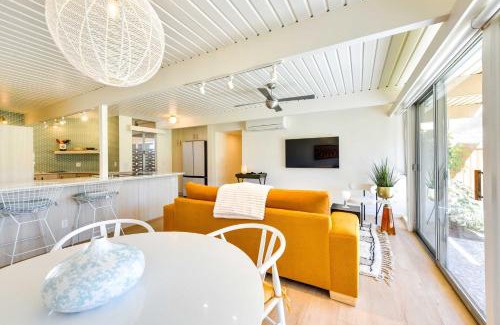 Palm Desert Apartamento | Mid-Century El Paseo Condo in Iconic Sandpiper!
