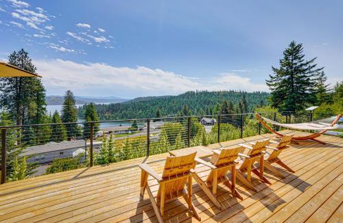 Worley Casa | Mid-Century Escape Lake Views, Steps to Cave Bay!