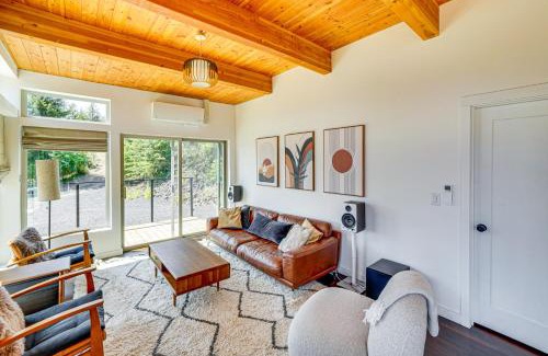 Worley Casa | Mid-Century Escape Lake Views, Steps to Cave Bay!