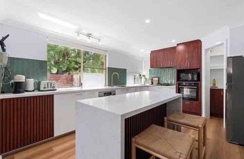 Ardross Casa | Double families Holiday House Ardross in Mid Century style newly renovated