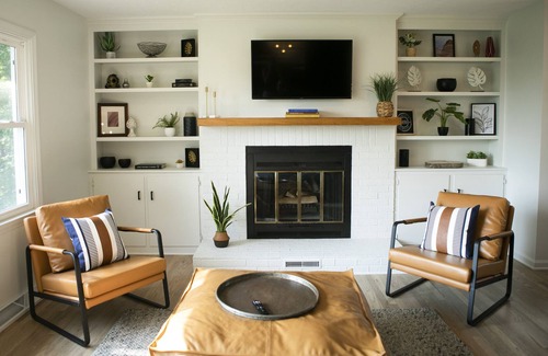 Norfolk Casa | Mid Century Mid Town, a unique stay with modern amenities Pet-Friendly!