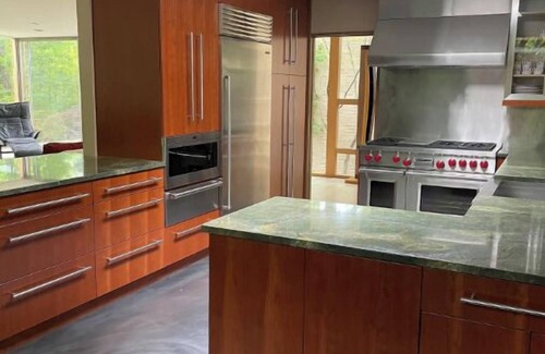 Bloomfield Hills Casa | Mid-Century Modern Home amidst Mature Woods & Japanese Gardens- Peaceful Retreat