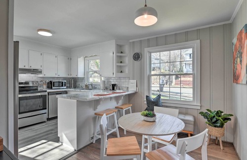 Winston - Salem Cabaña | Mid-Century Modern Cottage in Ardmore Area!