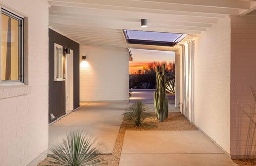 Tucson Casa | Mid-Century Modern Catalina Foothill Hideaway