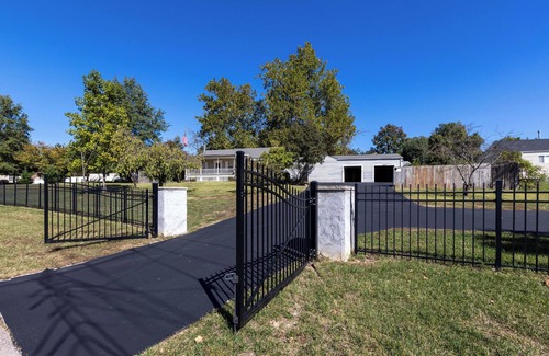 Oakville Casa | Mid-Century Modern Estate in the heart of South County