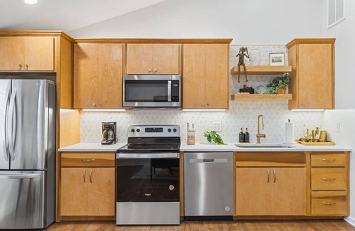 Eastwood Condominio | Mid-Century Modern Nashville Condo Near Restaurants, Coffee & Bars