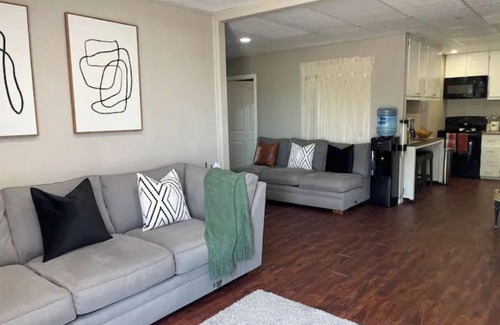 Alturas Casa | Mid-Century modern style 4 bedroom home