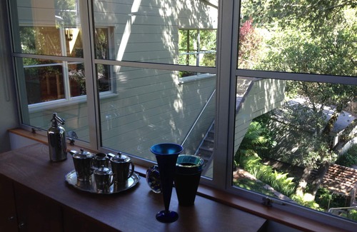 Mill Valley Casa | Hogar inspirado moderno de mediados de siglo