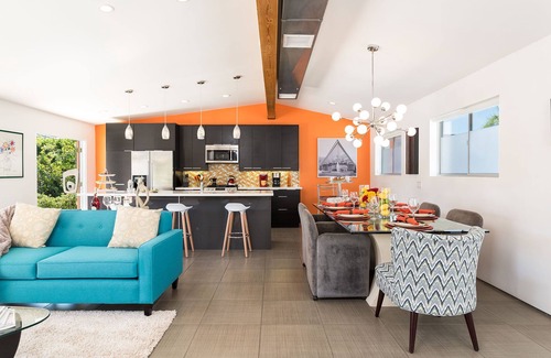 Sunmor Casa | Mid-Century Modern Pool Home By Meiselman! Cozy and Vibrant!