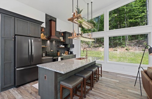 Oakpark Casa | Mid-Century Modern Woodland Retreat with Hot Tub, Cold Water Plunge, & Fire Pit!