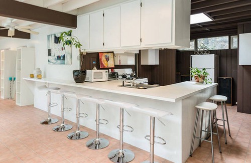 North Stamford Casa | Histórico Mid-Century Modern ZEN House