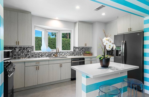 Palm Springs Villa | The Colony Hideaway - Pool + WiFi + Spa + Private