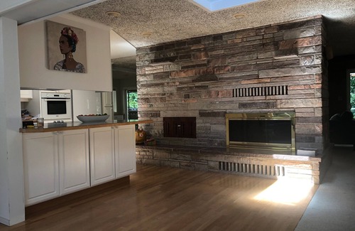 Pleasant Valley Casa | Mid Century private 7 acre property. 20 min from central PDX