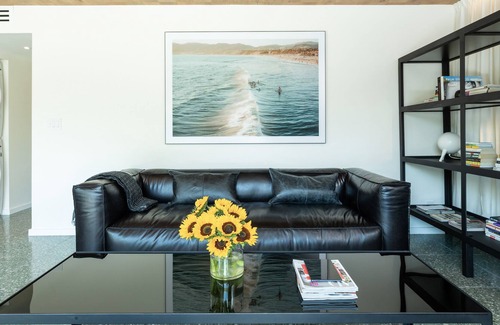 Sunrise Vista Chino Casa | Mid-century updated Wexler Retreat - The Watson