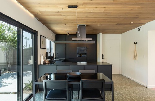 Sunrise Vista Chino Casa | Mid-century updated Wexler Retreat - The Watson