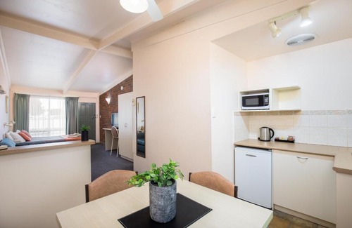 Mount Gambier Hotel | Mid City Motel
