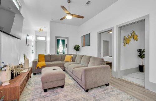 Treme Casa | Mid-city Oasis Private Fire Pit Retreat
