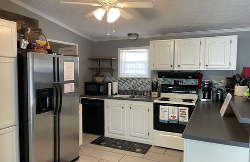 Dadeville Casa | Mid lake, pet friendly 4 bedroom, 3 bath with protected swim area