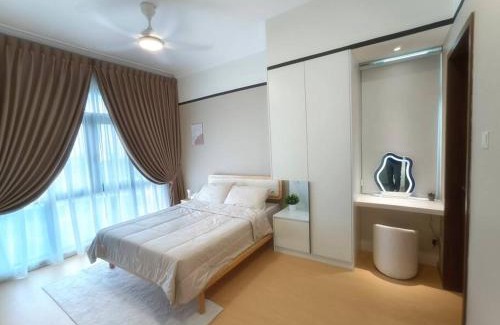 Central District Apartamento | Mid Valley CIQ Lake View 3Bedroom Muji Style