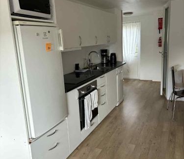Tvoroyri Apartamento | Midbrekkan apartment