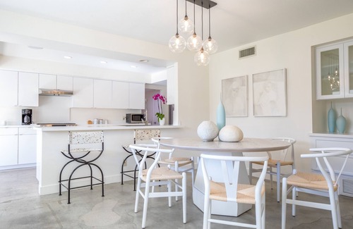 Indian Canyon Casa | Casablanc-Ish: Midcentury y Morocco tuvieron un hijo amoroso en Palm Springs