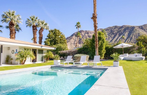 Indian Canyon Casa | Casablanc-Ish: Midcentury y Morocco tuvieron un hijo amoroso en Palm Springs