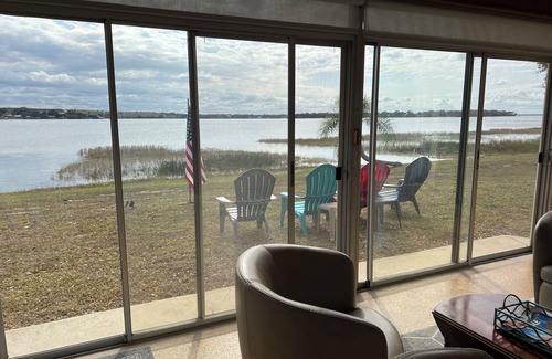 Babson Park Casa | Midcentury Modern Lakefront Retreat on Crooked Lake in Central Florida