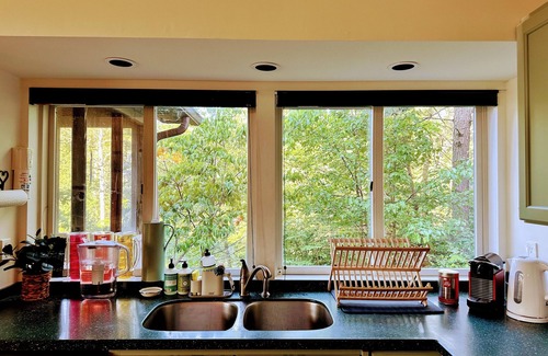 Chesapeake Ranch Estates-Drum Point Casa | Midcentury Modern Lake House, gorgeous views, deck, 4-bedrooms in Lusby/Solomons