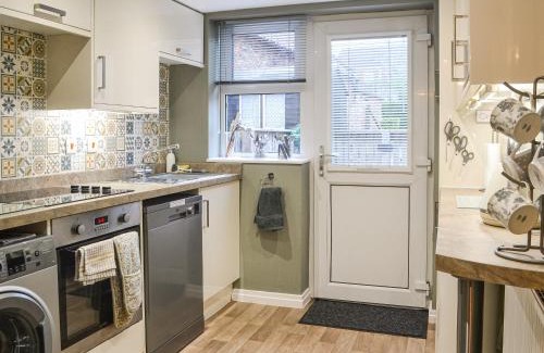 Dunnington Casa | Middle Cottage