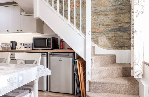 Newport Cabaña | Middle Cottage, NEWPORT, PEMBROKESHIRE