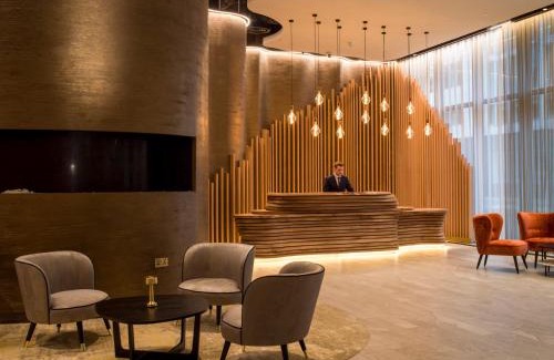 Covent Garden Hotel | Middle Eight - Covent Garden - Preferred Hotels and Resorts