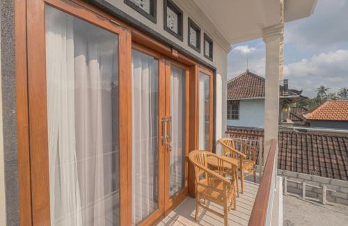 Mas Casa | Midep Home Stay