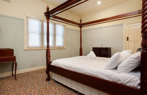 West Tamworth Casa | Midholme - Excellent value