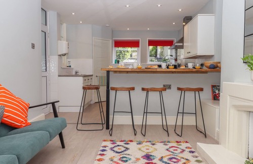 Brixham Casa | MIDHURST, pet friendly, country holiday cottage in Brixham